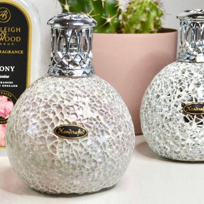 The Ultimate Guide to Using Ashleigh & Burwood Fragrance Lamps: A Combination of Style and Air Purification