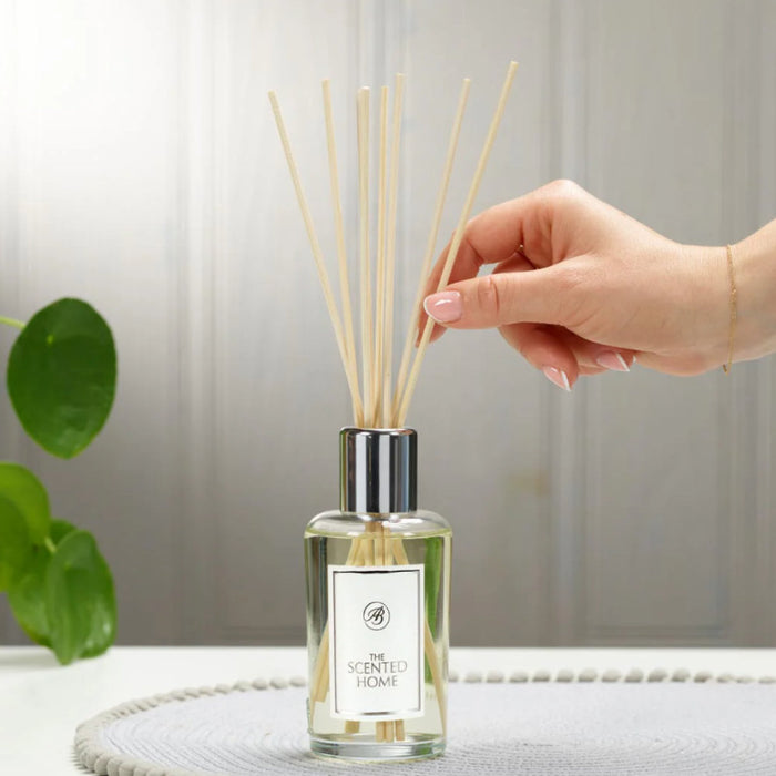 Ashleigh Burwood: Reed Diffuser Fresh Linen 150Ml– Bumbletree
