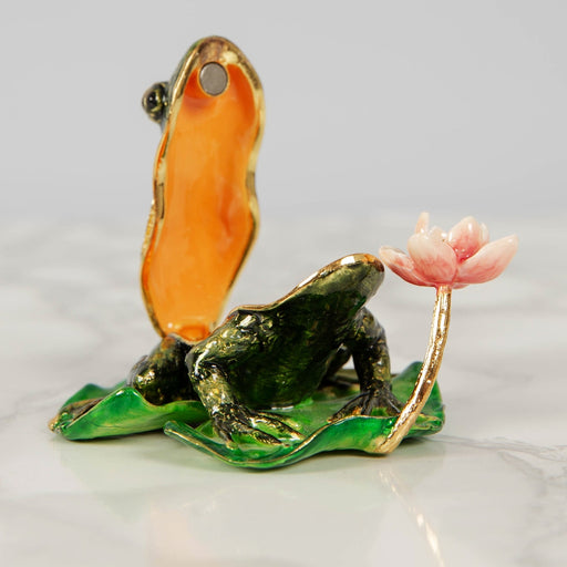 TRINKET FIGURINE - FROG ON A LILY PAD - Bumbletree Ltd