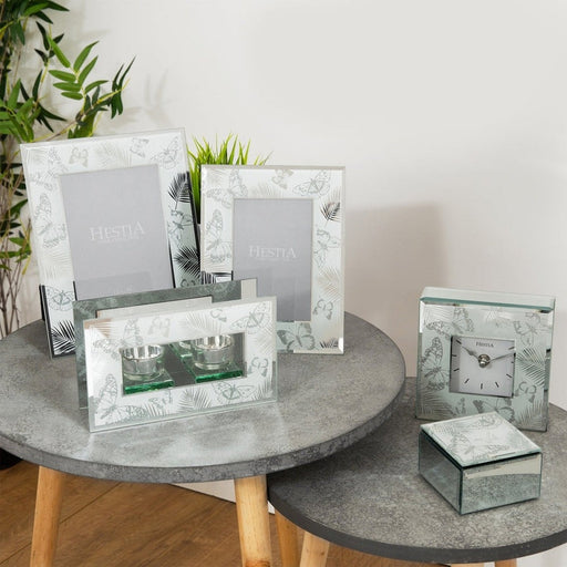 GLASS BUTTERFLY TRINKET BOX - Bumbletree Ltd