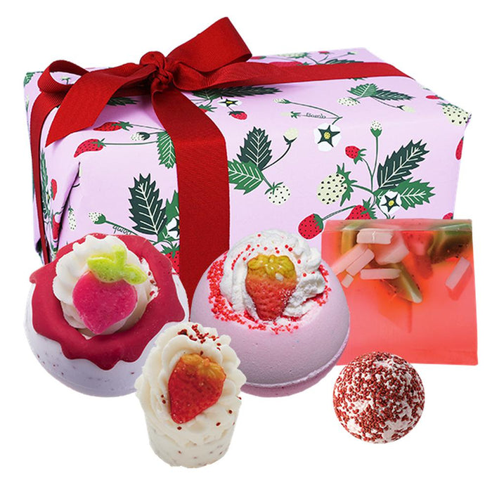 Strawberry Feels Forever Gift Pack - Bumbletree Ltd
